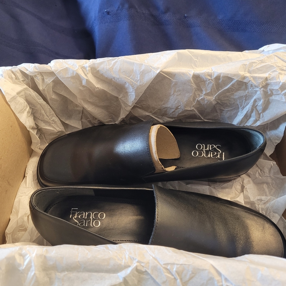 Ladies Loafer - Picture 9 of 9